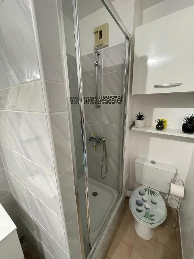 Appartement T2 46M2 Avec Grande Terrasse Sanary-sur-Mer Eksteriør billede